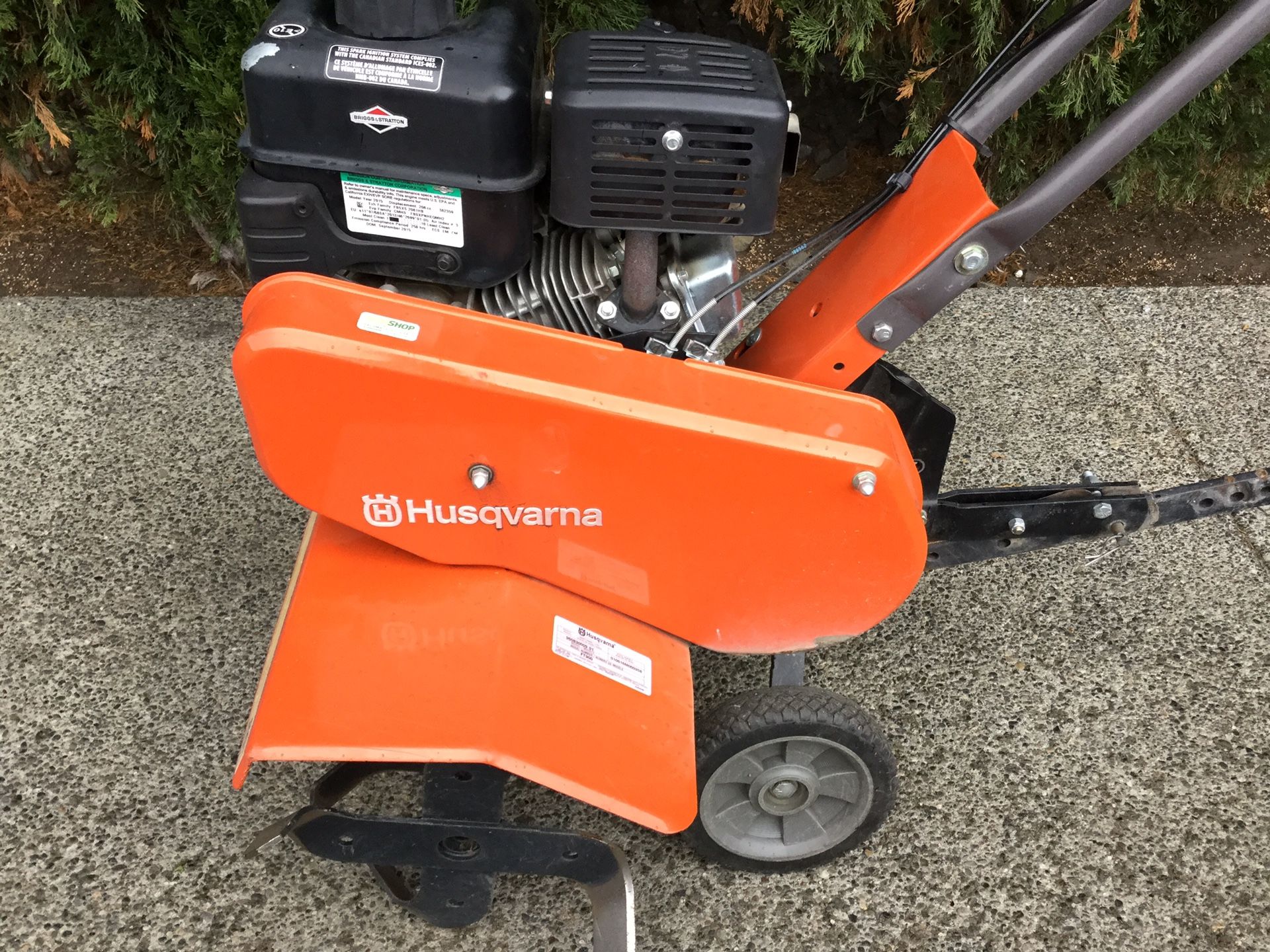 Husqvarna FT900 Gas Powered Roto Tiller / Rotary Tiller for Sale in