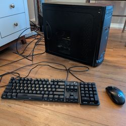 Gaming PC With Peripherals 