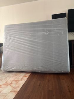 Queen mattress