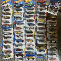 Hot Wheels Mainlines 