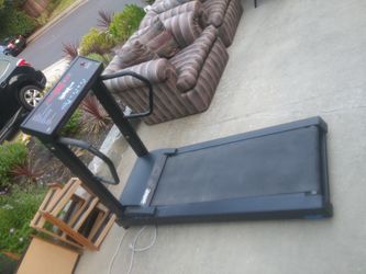 SMOOTH 9.1 HR TREADMILL for Sale in San Ramon CA OfferUp