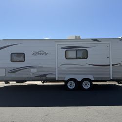 2013 JAYCO JAYFLIGHT TRAVEL TRAILER 25 FOOT 