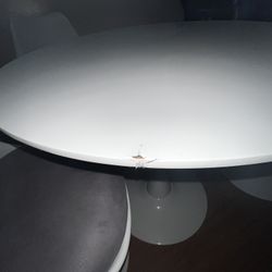 Kitchen Table 