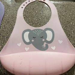2 Free Baby Bibs