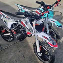 Brand New 60 CC dirt Bikes 