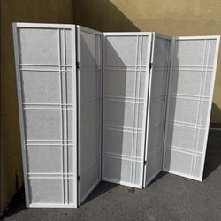 5 panel white room divider