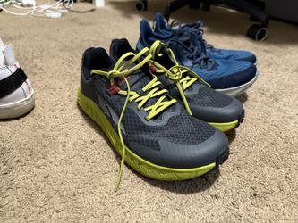 Altra Size 9 And 9 1/2