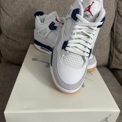 Jordan 4 SB Navy Size 10M Brand New 