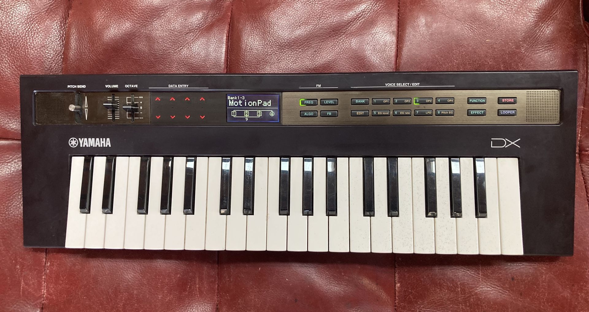 Yamaha Reface DX Synthesizer Synth
