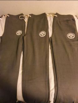 3 brand new Gray jogger sweatpants smoke-free environment will not separate.
