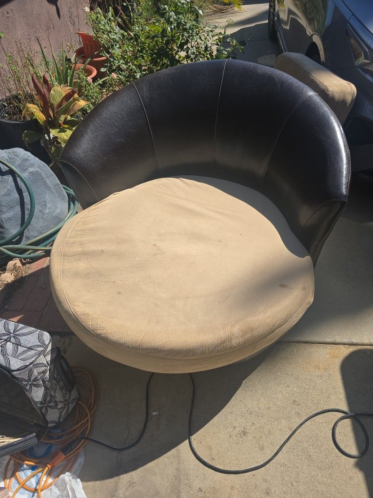 Sofa For 1 Persin