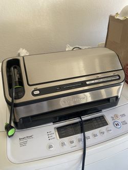 Foodsaver Vacuum Sealing System