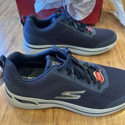 Brand New Skechers Go Walk Arch Fit Shoes