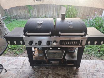 Used 3 in 1  Pit-boss Grill in Mission Area $60