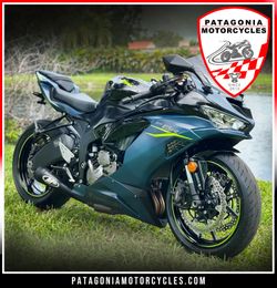 2023  Kawasaki  Ninja ZX-6R