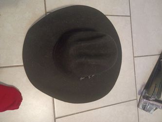 Start The Chat Ricky Saling A Cowboy Hat