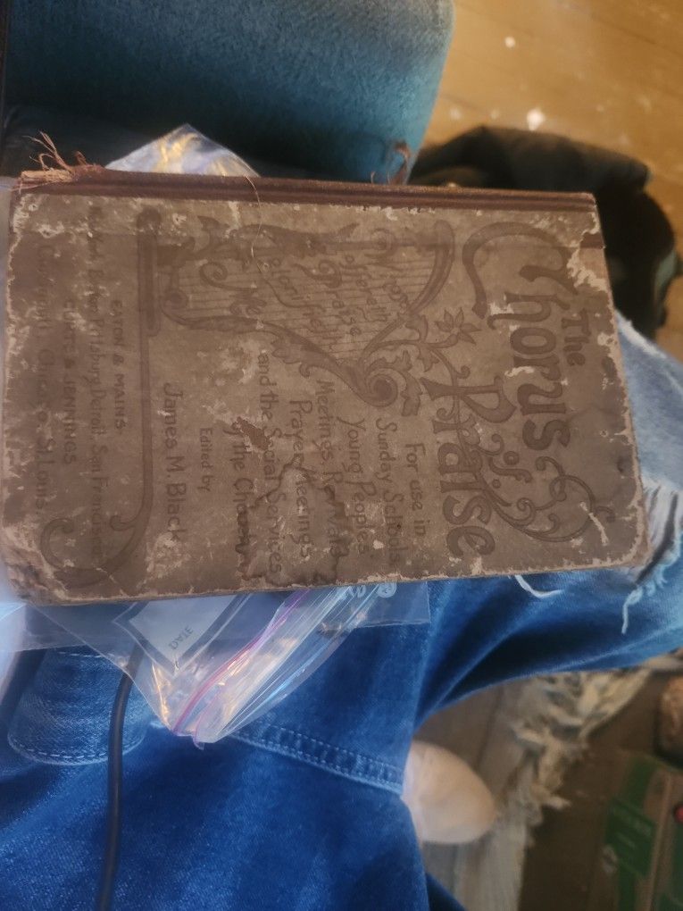 1898 The Chorus of Praise Hymnal – Antique Original