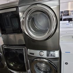 samsung Front Load Washer and Stackable Gas Dryer Set in Platnum Stainlees Steel look