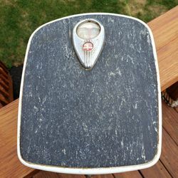 Bathroom Floor Scale by Borg Erickson 1940s - 1950s Vintage Mid Century