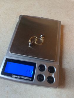Solid 14k YGold dangle earrings with bottom shape gray fresh water pearls 1.4 grams