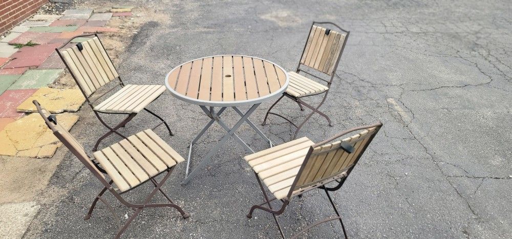 tek outdoor furniture great condition