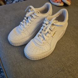 Puma Platform Sneakers $20 (Size 7 Womens)