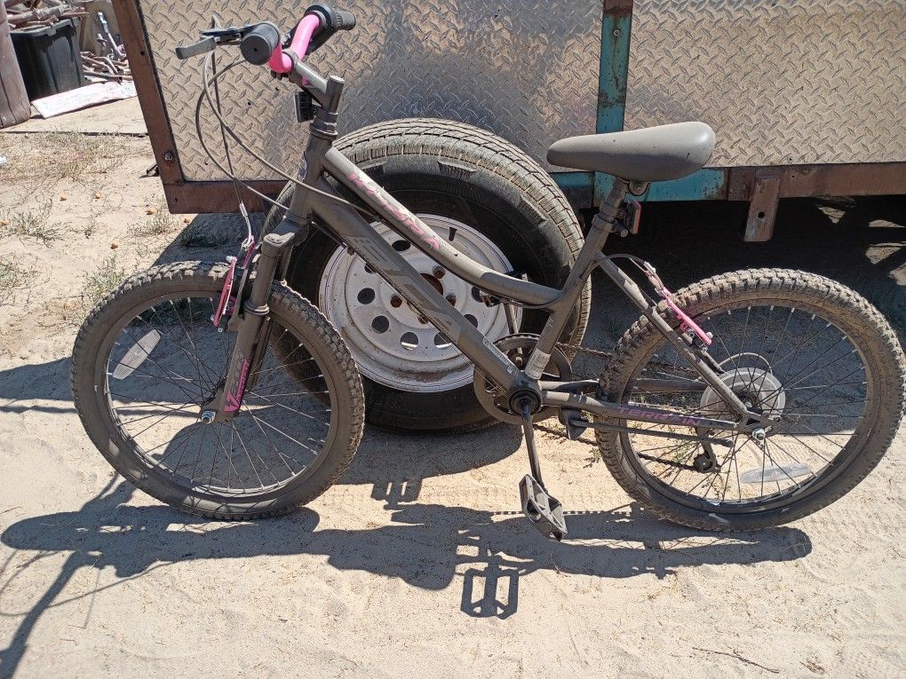 2 Bike Children's Pink And Black/ Black Cruiser