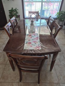 Comedor de 6 sillas