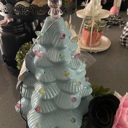 Mr. Cottontail Easter Tree