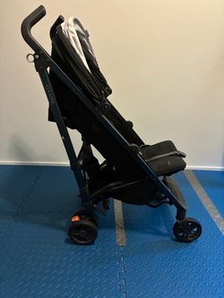 UPPABaby G-Luxe Black stroller