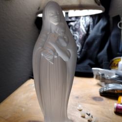 Cristal D' Arques Genuine Lead Crystal Virgin Mary And Baby Jesus Collectible. 