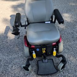 Jazzy 614HD Like New 