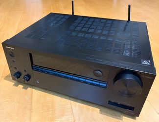 Onkyo 100W 7.2 AirPlay, Bluetooth, Wi-Fi, Atmos 4K HDR Receiver