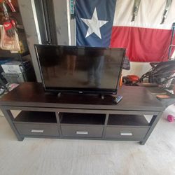 32 Inch Tv And Entertainment 