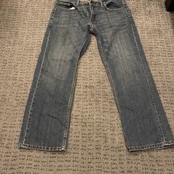 Levi’s Jeans