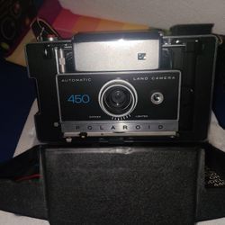 Polaroid Model 450 Land Camera