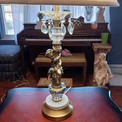 BEAUTIFUL VINTAGE CHERUB LAMP WITH  BRASS AND MARBLE 