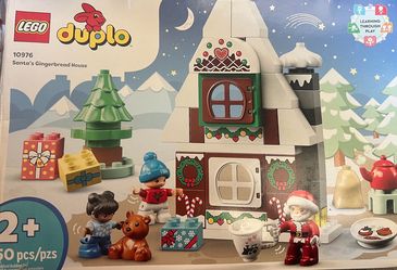 Duplo Christmas House