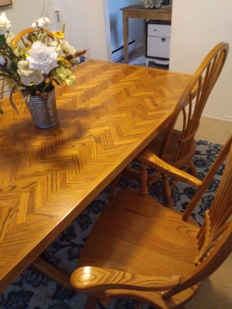 Kitchen Table 4 Chairs for Sale in Windsor, CT OfferUp