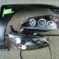 Fender And Headlight For A Honda Civic