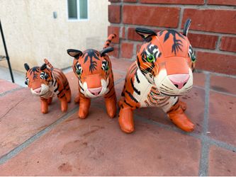 3 Tiger plushie