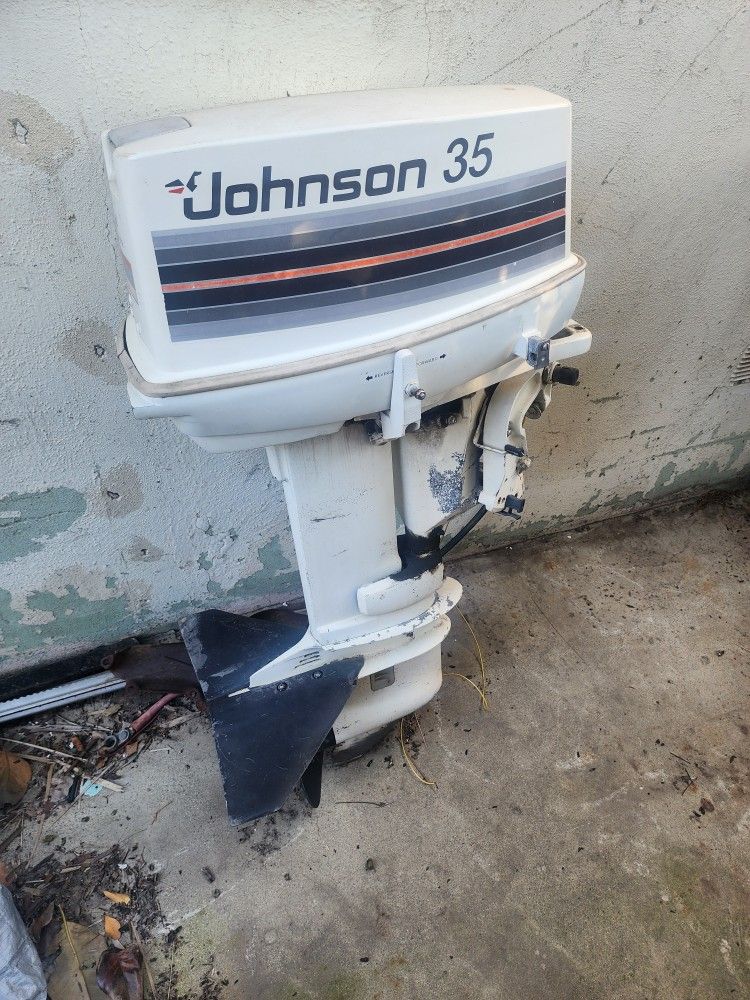Johnson Out Board Motor 35
