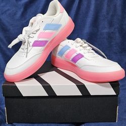 Brand New Adidas Youth/kids Size 5