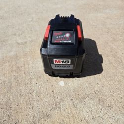 Milwaukee M18 12ah Battery