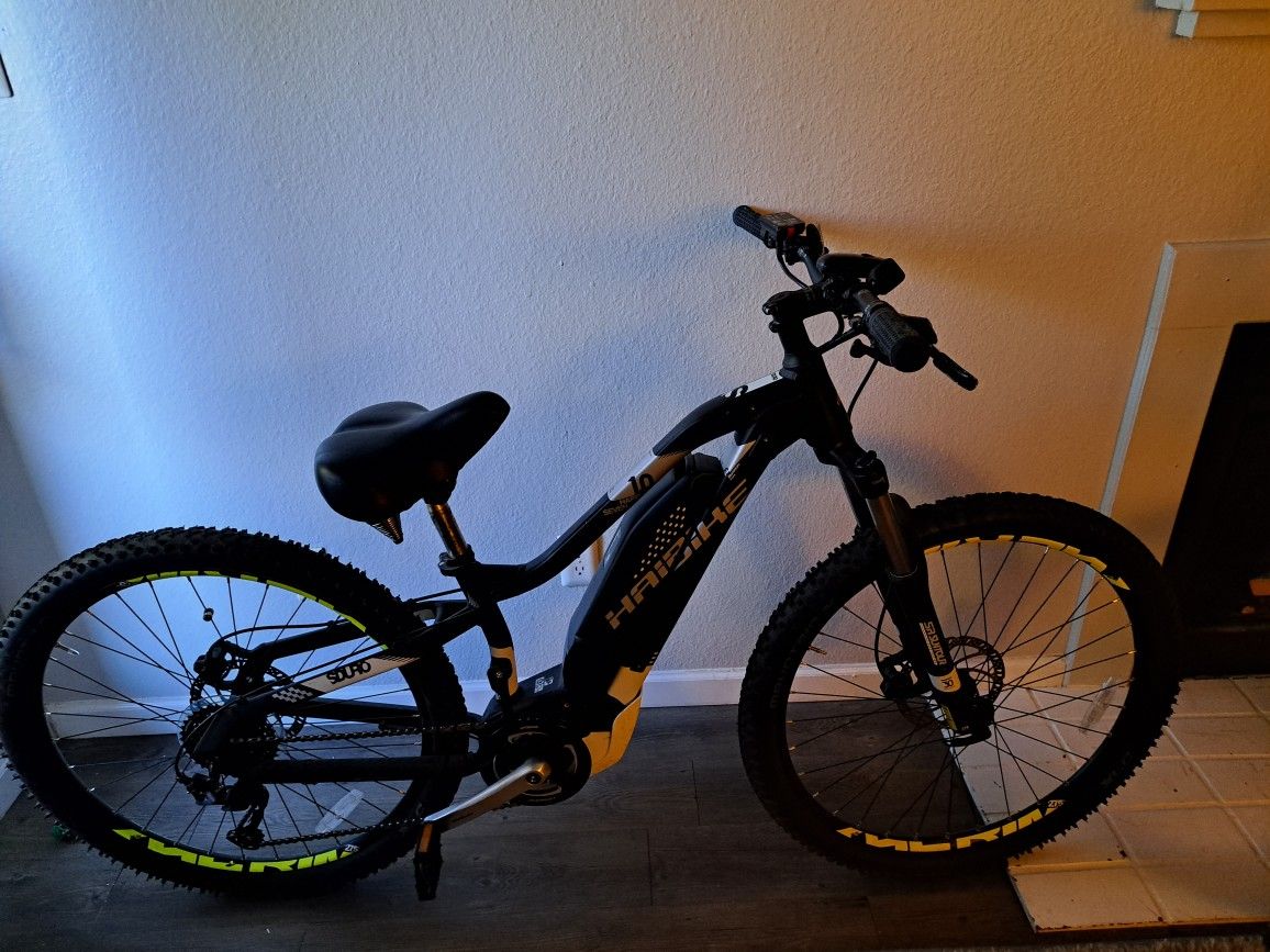 Haibike Sduro 1.0 Hard Seven Mountain eBike.
