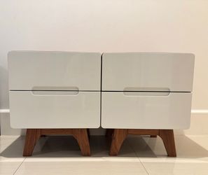 White Night Stands