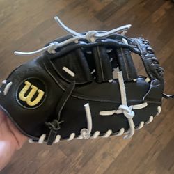 First Basemen’s Glove Wilson A2000