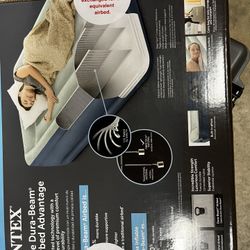Twin Size Air Mattress, Intex 18”