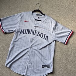 Minnesota Sports kit, jerseys and balls