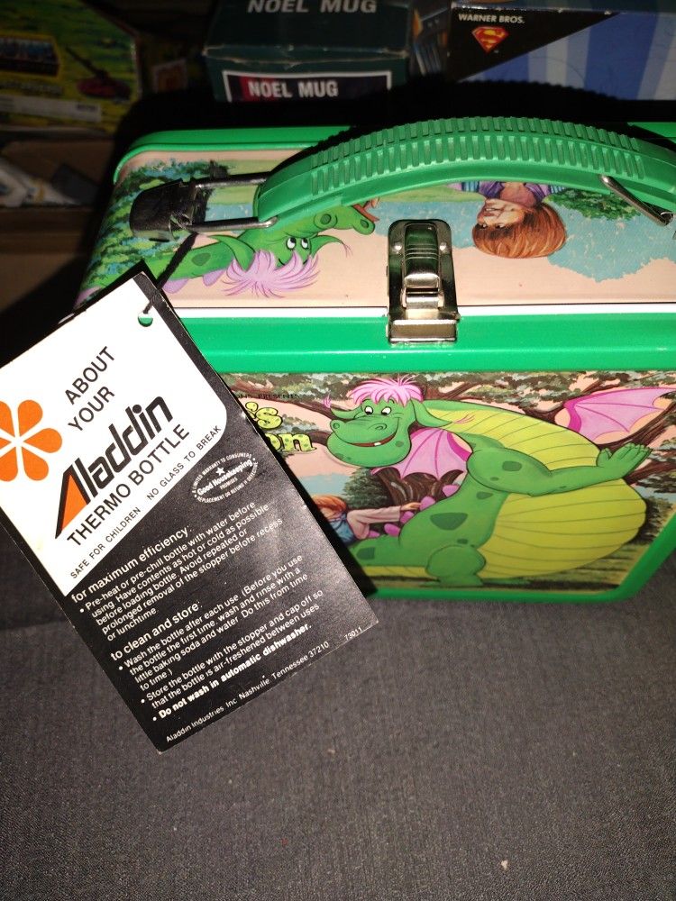 VERY RARE...Brand New Vintage 1977 Pete's Dragon Metal Lunchbox With Thermos